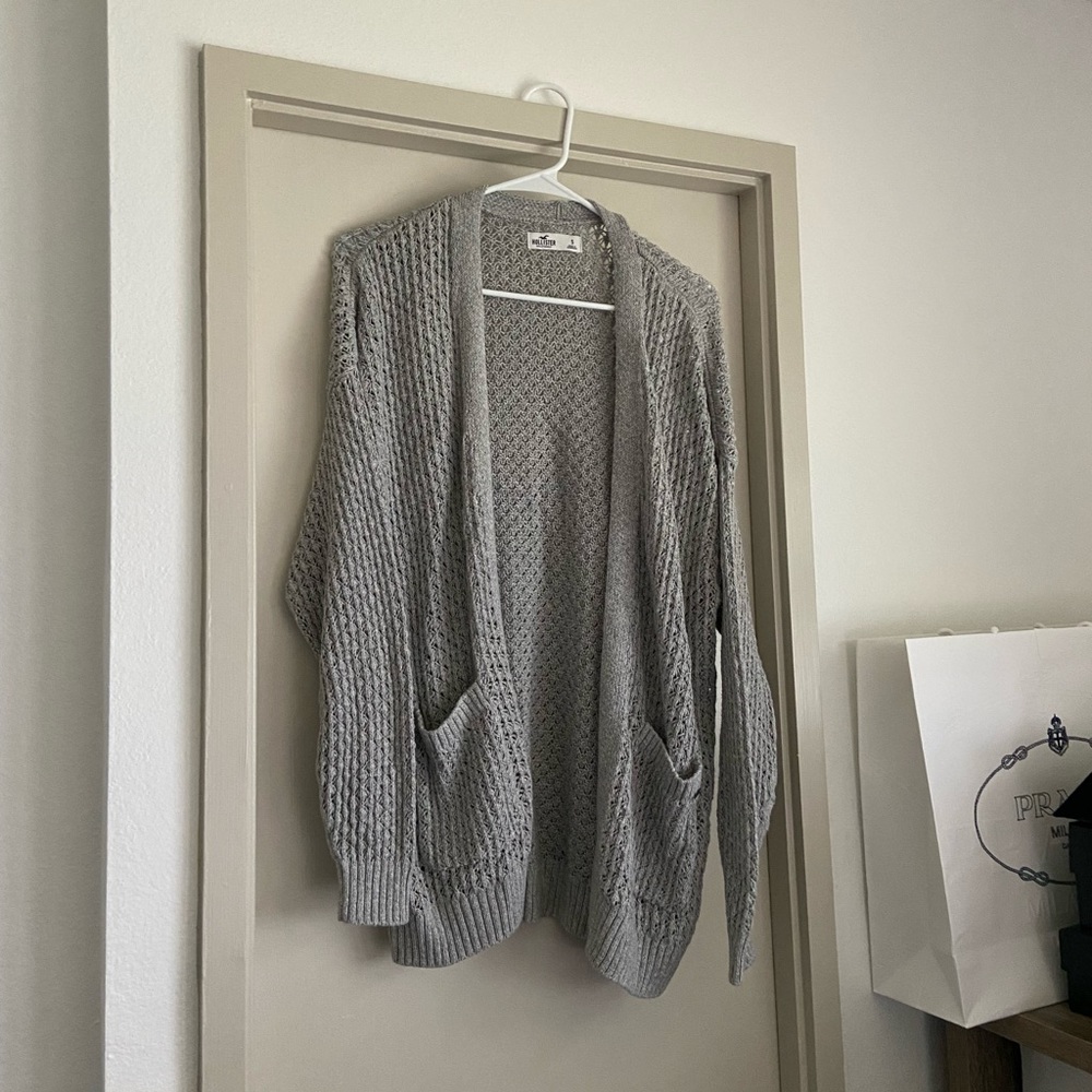 Hollister Gray Knit Cardigan/Sweater